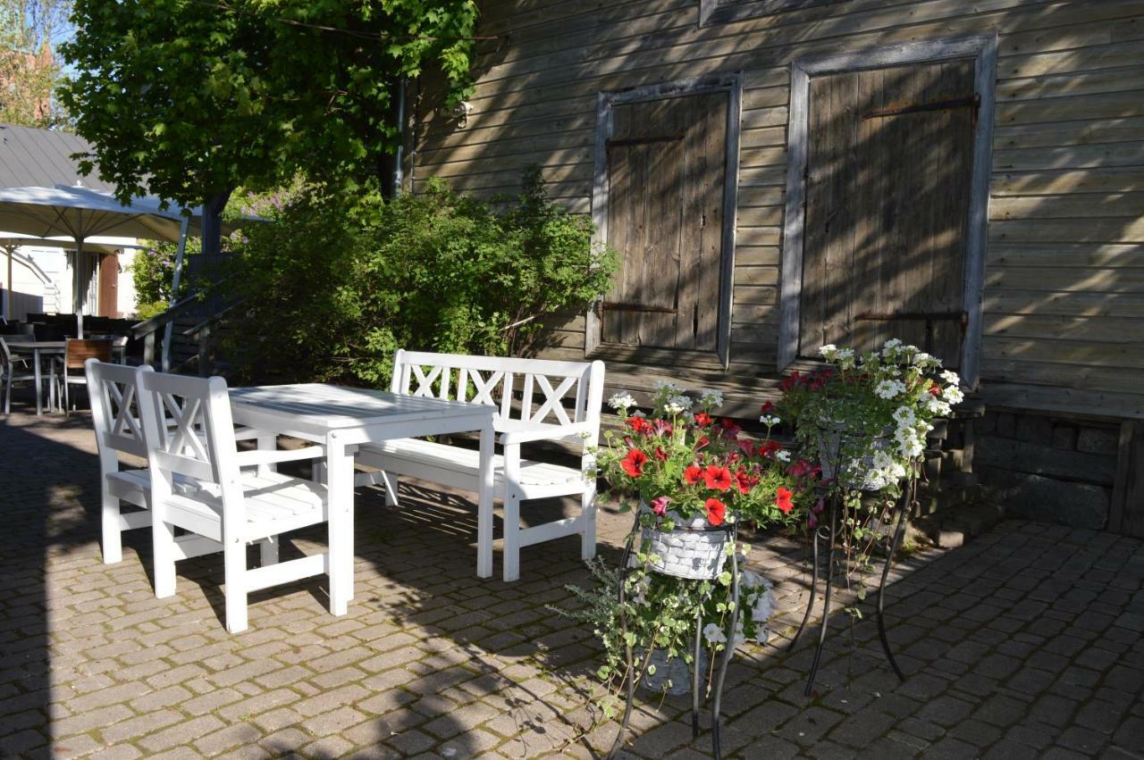 Gasthaus Pooki Nystad Exteriör bild